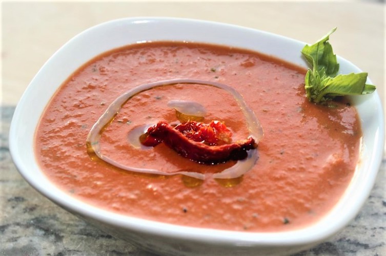 Cream of Roasted Pepper & Tomato Soup