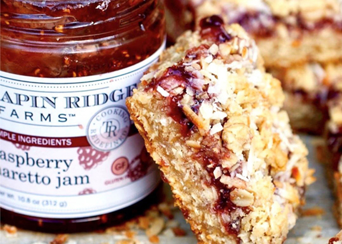 Raspberry Amaretto Oatmeal and Frosting Bars